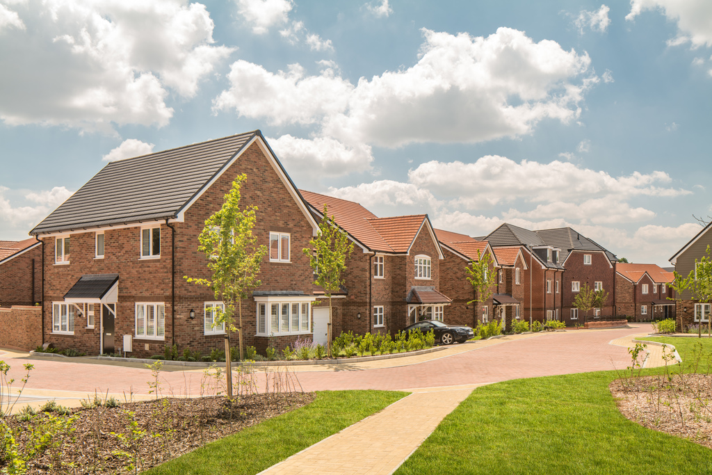 8366_04 Pennyfarthing Homes